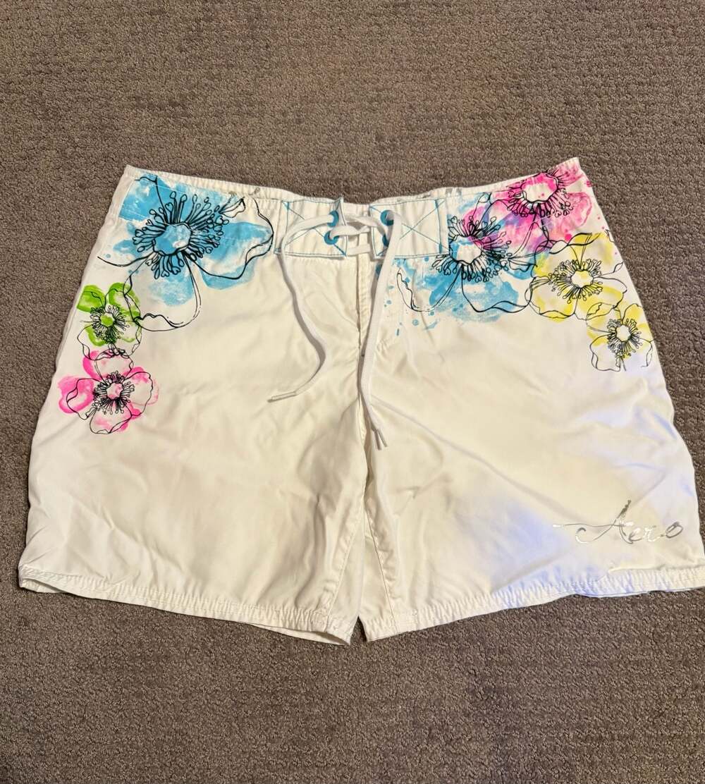 Aeropostale Floral Print Board Shorts Size Large